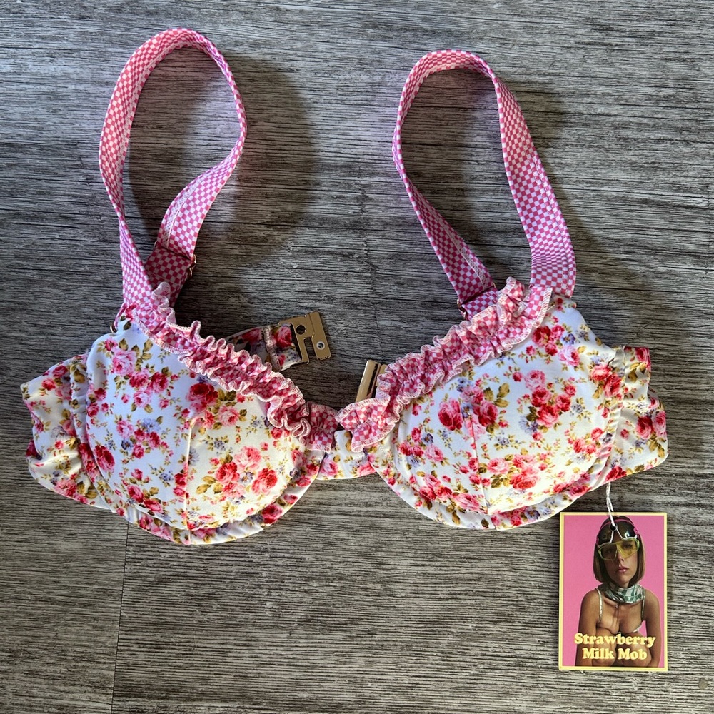 NWT Strawberry Milk Mob Young Love Top